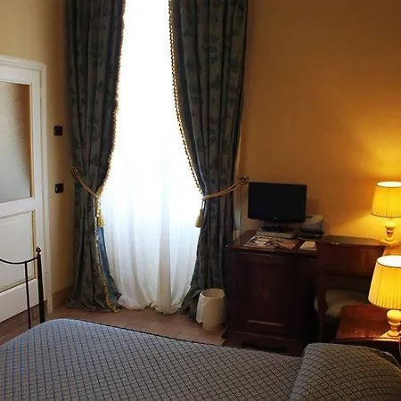 Castello Montegiove Hotel 4*