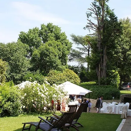 Castello Montegiove 4*