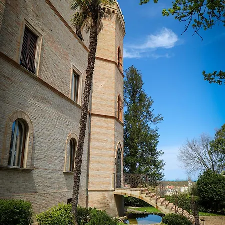 Castello Montegiove Fano