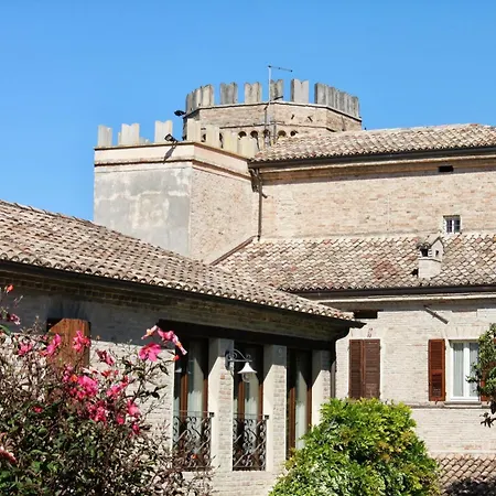 Castello Montegiove Hotel Fano