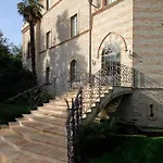 Hotel Castello Montegiove 4*