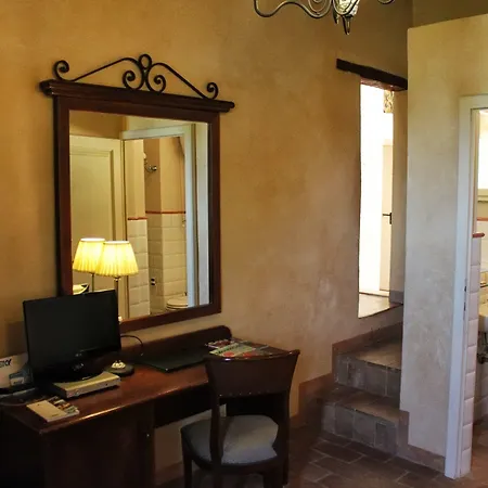 Castello Montegiove 4* Фано