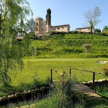 Hotel Castello Montegiove 4*