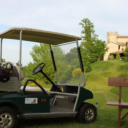 Отель Castello Montegiove 4*