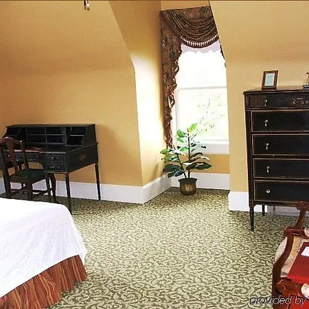 Hotel Castello Montegiove Fano