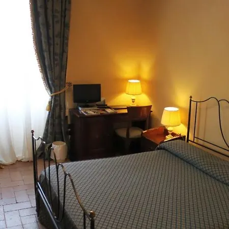 Otel Castello Montegiove Fano
