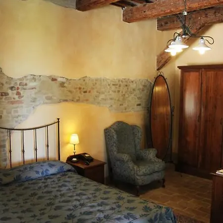 Castello Montegiove Fano (Pesaro and Urbino)