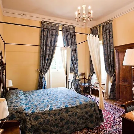 Castello Montegiove 4* Фано