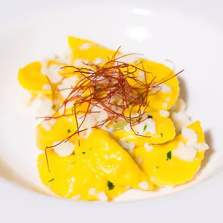 Castello Montegiove Отель