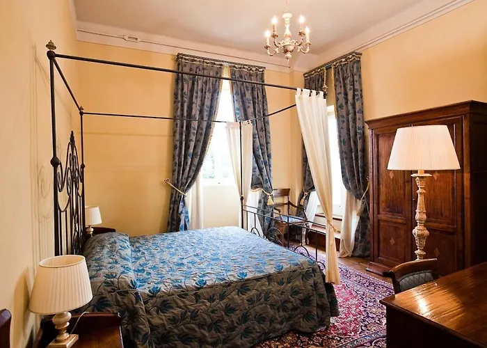 Castello Montegiove 4* Fano